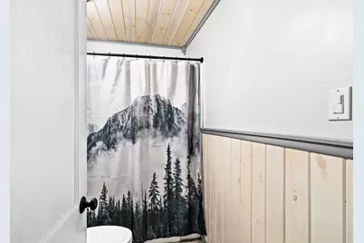 201 S Blackman Avenue, Duluth, MN 55811 - Photo 14