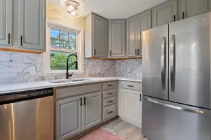 1467 County Rd B E, Maplewood, MN 55109 - Photo 6