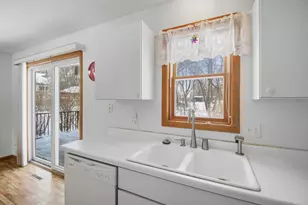 323 Mower Pl, Owatonna, MN 55060 - Photo 10