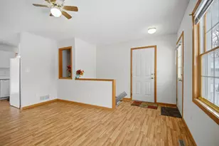 323 Mower Pl, Owatonna, MN 55060 - Photo 4