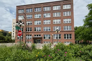 225 9th Street E, Saint Paul, MN 55101 - Photo 2