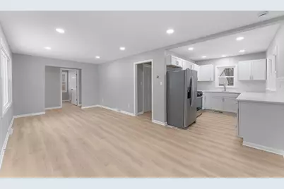 2825 Woodale Drive, Mounds View, MN 55112 - Photo 8