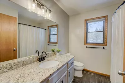 811 Fox Tree Lane N, Hudson, WI 54016 - Photo 8