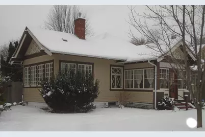 1048 Linwood Avenue, Saint Paul, MN 55105 - Photo 1