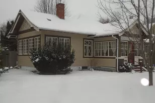 1048 Linwood Ave, Saint Paul, MN 55105 - Photo 1