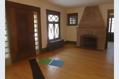 1048 Linwood Avenue, Saint Paul, MN 55105 - Photo 4