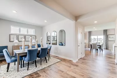 1733 Oak Creek Pass, Chaska, MN 55318 - Photo 2