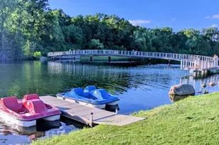 1733 Oak creek pass, Chaska, MN 55318 - Photo 40