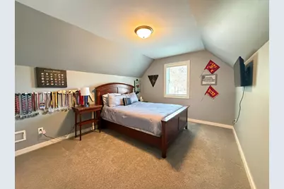 301 Dale Street SW, Hutchinson, MN 55350 - Photo 32