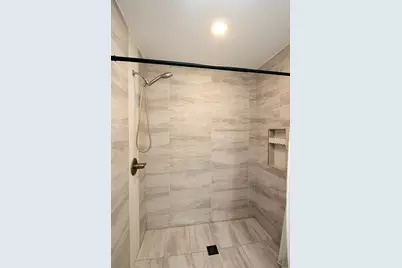 301 Dale Street SW, Hutchinson, MN 55350 - Photo 16