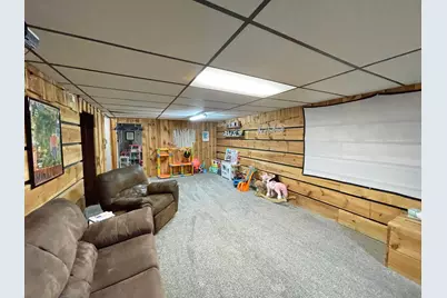 519 N Van Buren Avenue, Springfield, MN 56087 - Photo 38