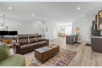 8612 Kenyon Court NE #C, Blaine, MN 55449 - Photo 6