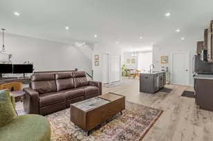 8612 Kenyon Ct NE, Blaine, MN 55449 - Photo 6