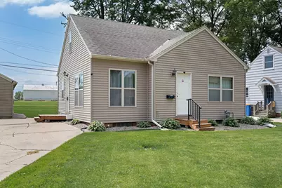 221 E Park Street, Owatonna, MN 55060 - Photo 4