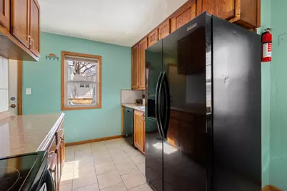 221 E Park Street, Owatonna, MN 55060 - Photo 10