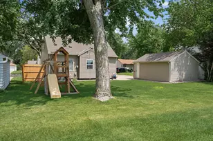 221 E Park St, Owatonna, MN 55060 - Photo 26
