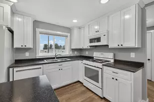 72315 130th Ave, Blooming Prairie, MN 55917 - Photo 6