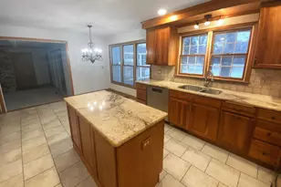 8906 138th Street Ct, Apple Valley, MN 55124 - Photo 2