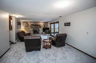 409 Willow St, Farmington, MN 55024 - Photo 36