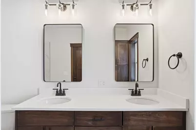 906 Acorn Court, Kinnickinnic Twp, WI 54016 - Photo 38