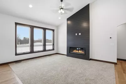 906 Acorn Court, Kinnickinnic Twp, WI 54016 - Photo 18