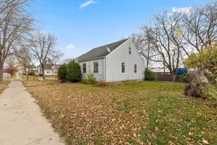 200 2nd St SW, Wadena, MN 56482 - Photo 2