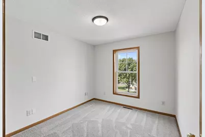 20061 Highview Avenue, Lakeville, MN 55044 - Photo 26