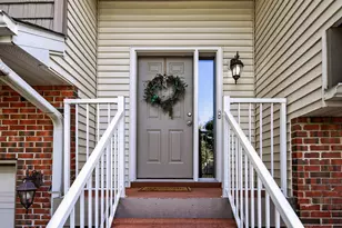 20061 Highview Ave, Lakeville, MN 55044 - Photo 8