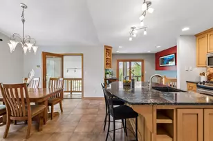 1731 Oakways St, Minnetonka, MN 55391 - Photo 16