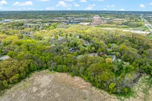 1731 Oakways St, Minnetonka, MN 55391 - Photo 82