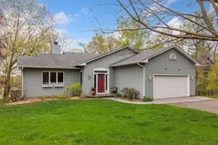 1731 Oakways St, Minnetonka, MN 55391 - Photo 68