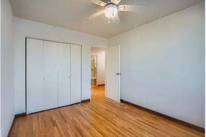 1912 Dupont Avenue S #407, Minneapolis, MN 55403 - Photo 10