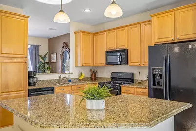 12303 82nd Avenue N, Maple Grove, MN 55369 - Photo 8