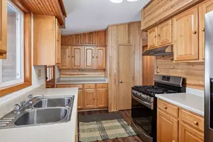 631 Broadway St E, New Germany, MN 55367 - Photo 6