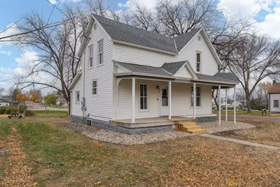 606 Smith Street NE, Mapleton, MN 56065 - Photo 2