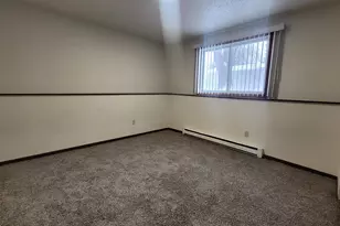 3202-3204 10th Ave N, Fargo, ND 58102 - Photo 8