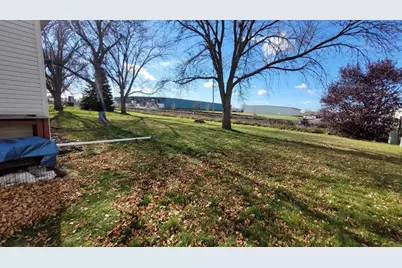 914-916 32nd Street N, Fargo, ND 58102 - Photo 4