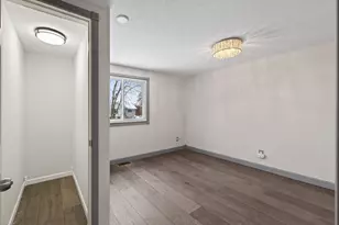 842 Woodgate Dr, Vadnais Heights, MN 55127 - Photo 18