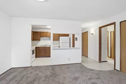 10441 Greenbrier Road #120, Minnetonka, MN 55305 - Photo 4