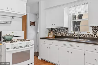 4212 6th Street NE, Columbia Heights, MN 55421 - Photo 8