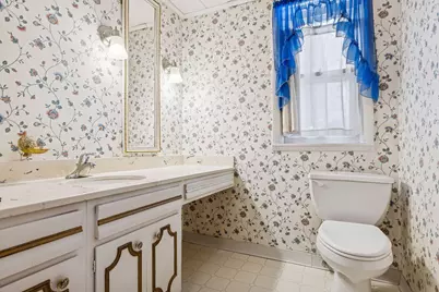 2470 Beverly Road, Saint Paul, MN 55104 - Photo 16