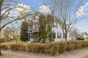 2470 Beverly Rd, Saint Paul, MN 55104 - Photo 1