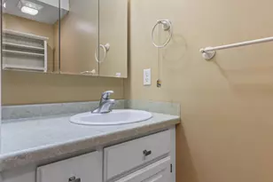 1439 10th St S, Fargo,  58103 - Photo 22