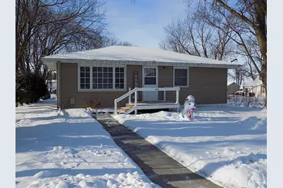 631 10th Street, Lafayette, MN 56054 - Photo 1