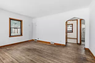 1822 Nevada Ave E, Saint Paul, MN 55119 - Photo 4