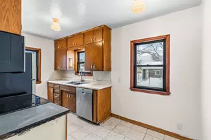 1822 Nevada Ave E, Saint Paul, MN 55119 - Photo 6