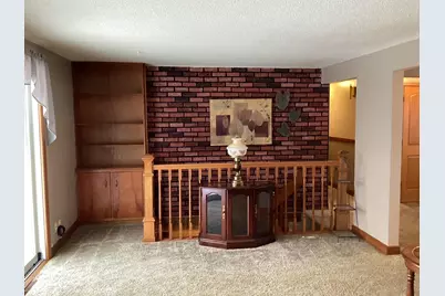 1105 Crestview Road, Albert Lea, MN 56007 - Photo 10