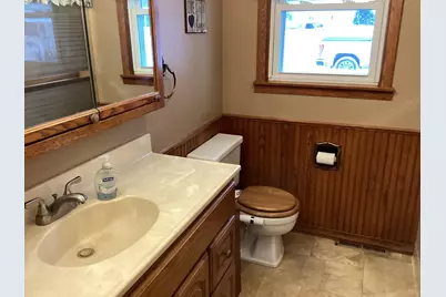 1105 Crestview Road, Albert Lea, MN 56007 - Photo 12