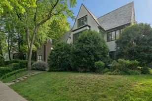 1721 Humboldt Ave S, Minneapolis, MN 55403 - Photo 38
