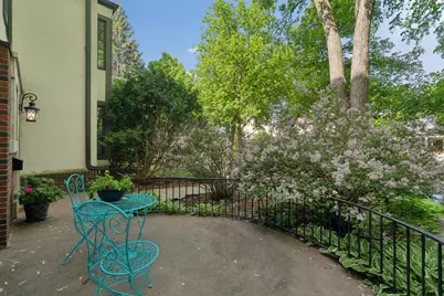 1721 Humboldt Avenue S, Minneapolis, MN 55403 - Photo 40